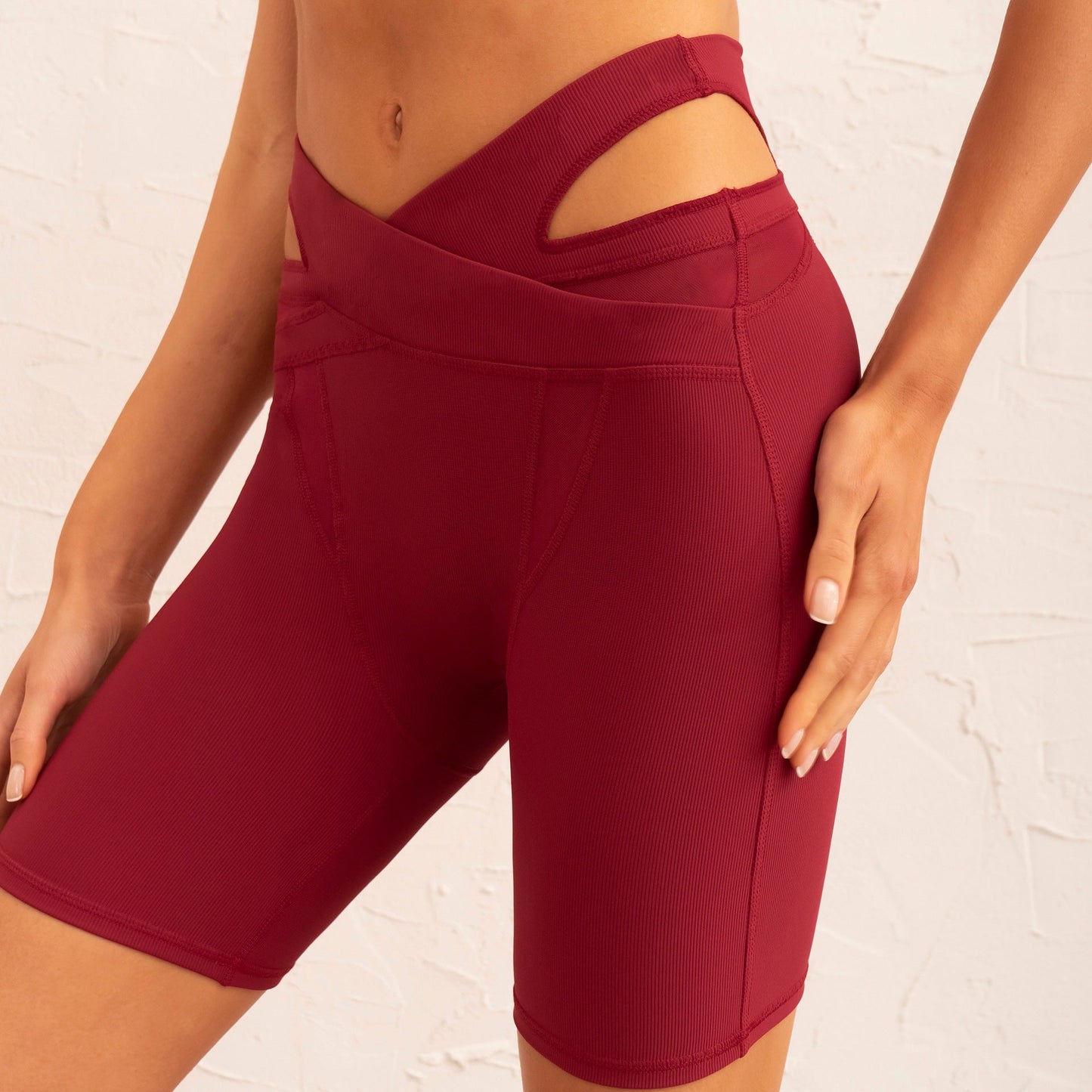 Sports bra - Women's Thread Hollow Sports Top and Shorts Breathable