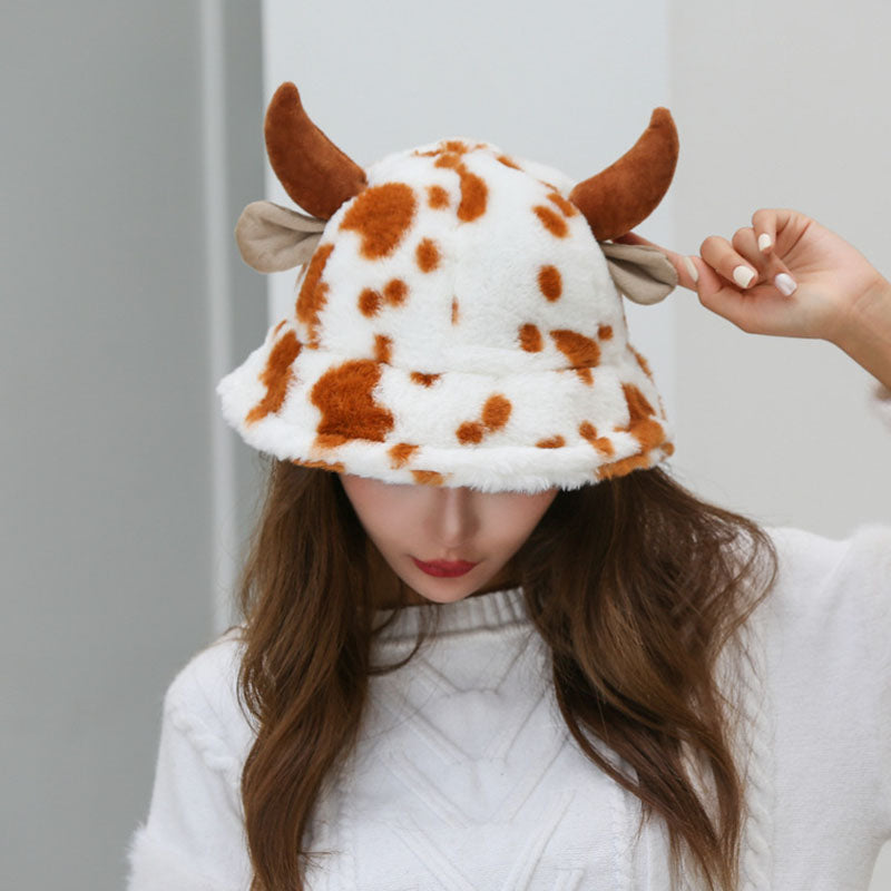 Women’s Hat - Cow Pattern Fisherman Hat With Cute Horn Winter Fashion Thickened Warm Plush Hat For Women