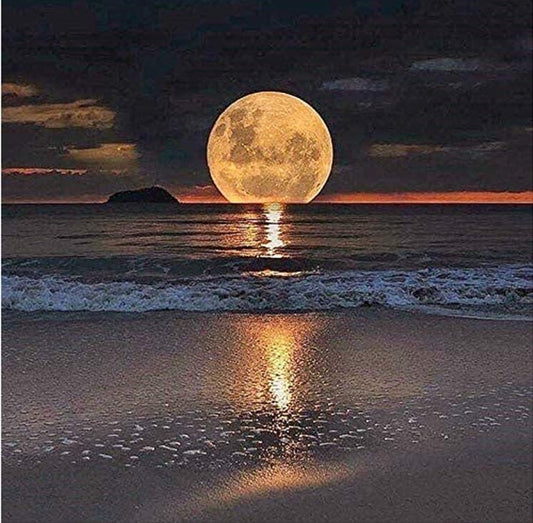 Oil Painting set - Enjoy Painting?  DIY oil paint set. Moon setting over the ocean
