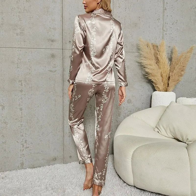 Women’s Pajama Set Long Sleeved Women