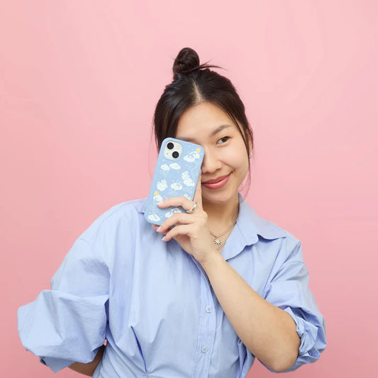 Powder Blue Fluffy Flower iPhone 15 Case