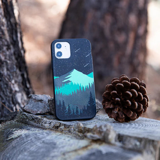 Black Boreal iPhone 15 Case