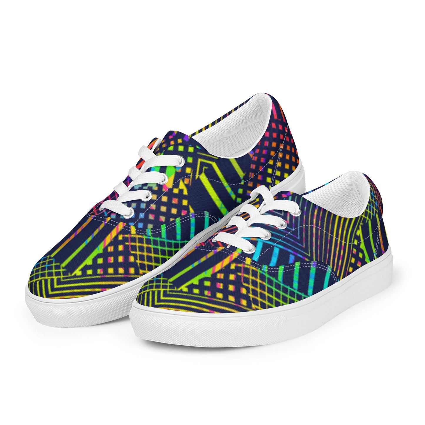 Women’s lace-up canvas shoes